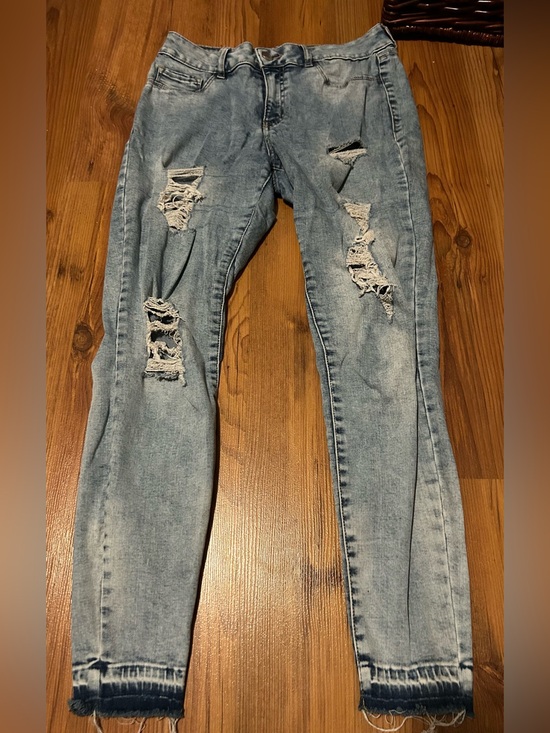 refuge Denim - refuge Light Blue Distressed Skinny Jeans